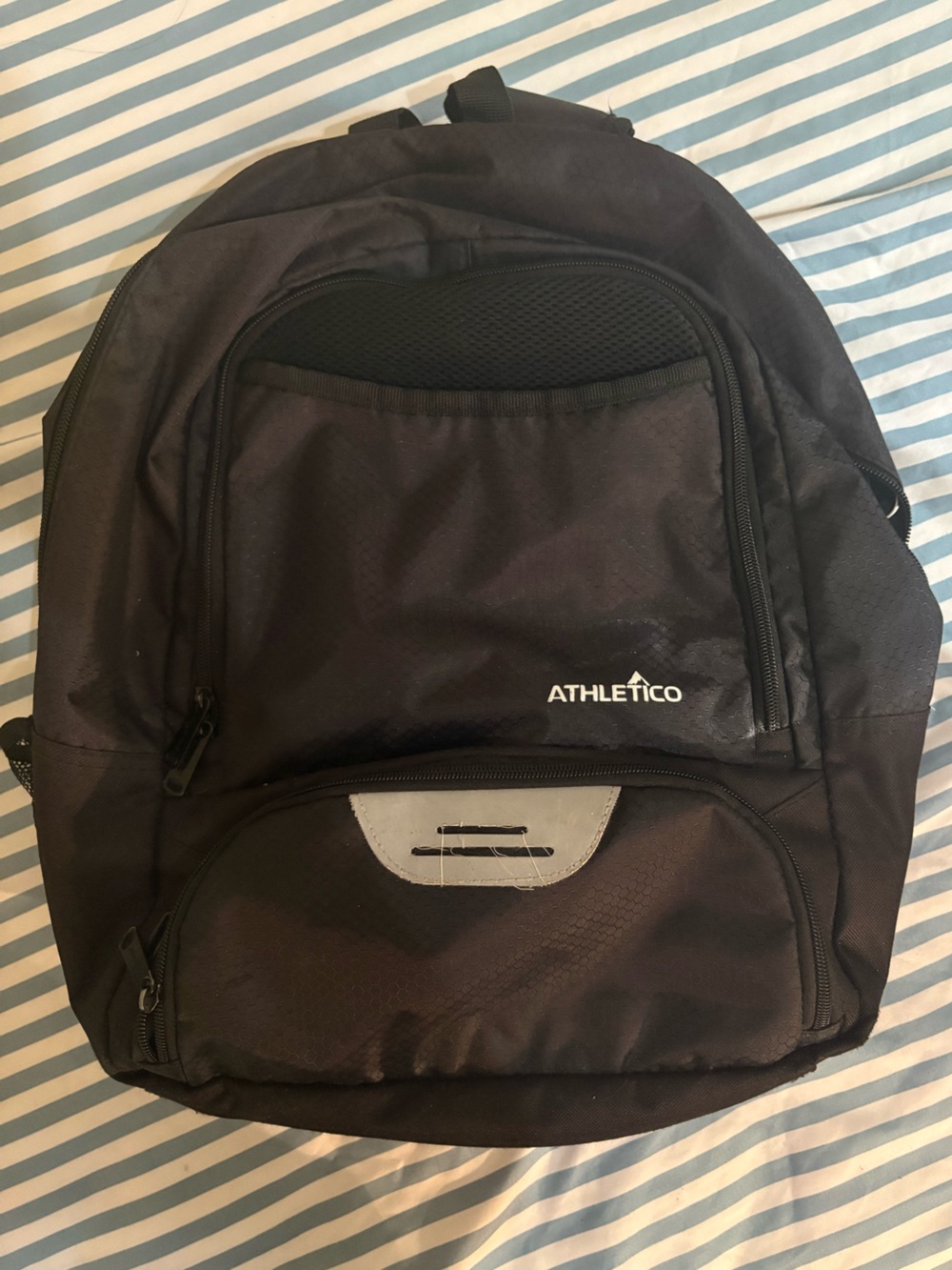 Athletico sports back pack. Good for youth/ kids/ men’s. Lightly used.